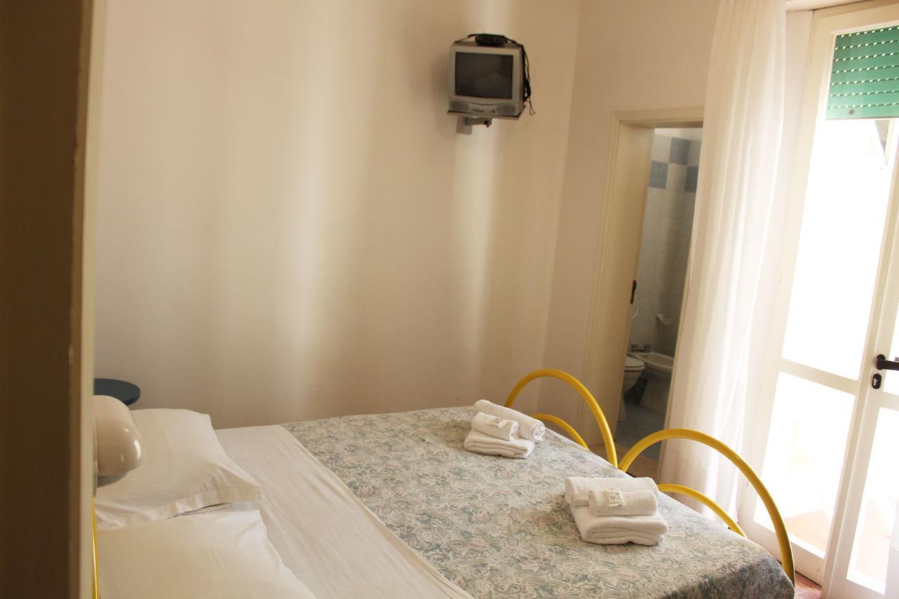 Hotel Elde リッチョーネ エクステリア 写真